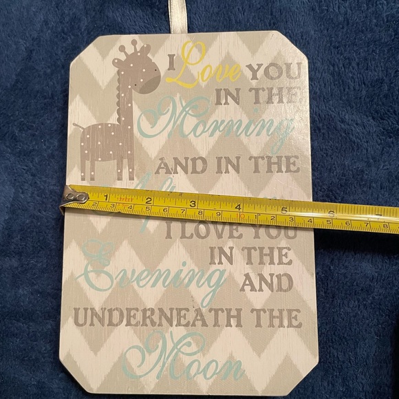 Hobby Lobby Wooden Giraffe and Matching Plaque Set - Picture 6 of 11